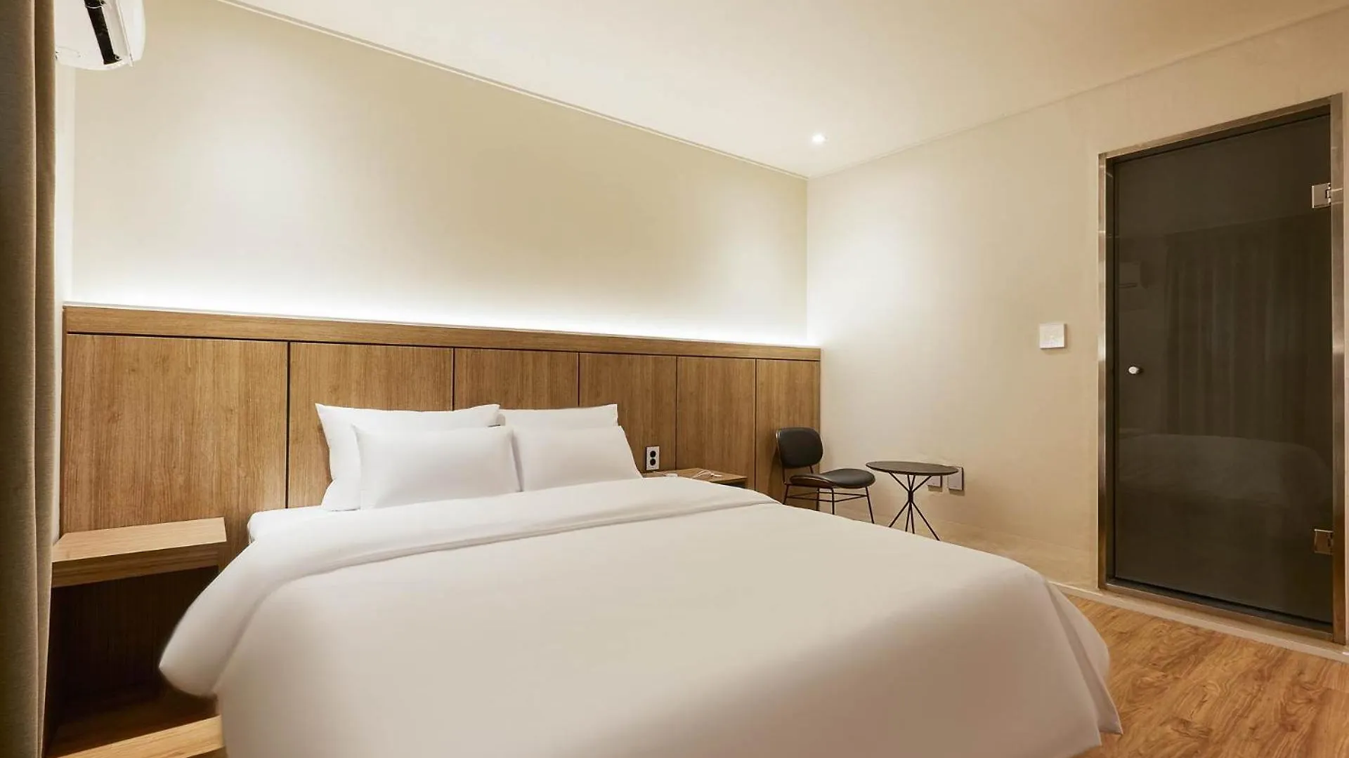 Vane Hotel Incheon