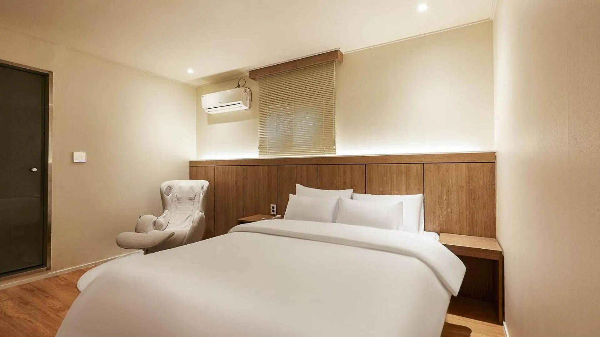 Vane Hotel Incheon 0*,  Korsel